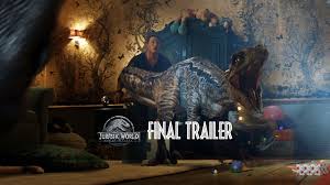 Com apenas 15 segundos, o vídeo divulgado no canal oficial da franquia no youtube mostra dinossauros diversos e realistas tomando água em um cenário caótico e, de repente, um confronto entre dois grande predadores antes do logo do filme. Jurassic World Fallen Kingdom Final Trailer Jurassic World