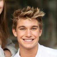 Nathaniel Baruch's Instagram, Twitter & Facebook