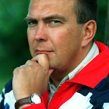 As a coach he led hv71 to win the. Chockbeskedet Svenske Tranarprofilen Stoppas Fran Comebacken Har Drabbats Av En Stroke