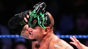 Esta es la llegada de rey mysterio sin mascara al aeropuerto de guadalajara. Wwe Rey Mysterio Unmasked During Match In Japan Video Dailymotion