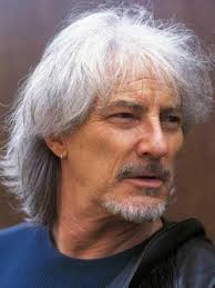 Come on we share some latest information about hugues aufray about his biography, net worth, career, income, and expenses. Hugues Aufray A 92 Ans Anniversaire Le 18 Aout