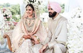 What Are Some Beautiful Punjabi Sikh Wedding Outfits For Brides Quora