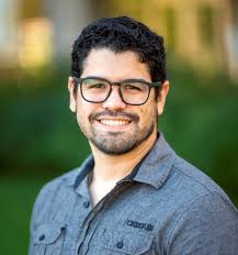 Matheus Macedo-Lima he/him/his My name is Matheus (Matt) Macedo-Lima  (@biomath) and I'm a neuroscientist. I'm really excited about understanding  how different animals' brains get better at detecting sounds. I did my  undergrad