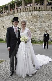 Georg Friedrich Ferdinand Prince Of Prussia And Princess Sophie Of Royal Wedding Gowns Royal Wedding Dress Royal Brides