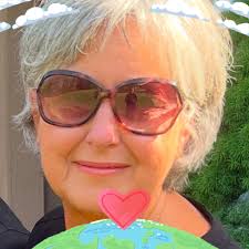 Does anyone have a nursing mama cat available to care for kittens?