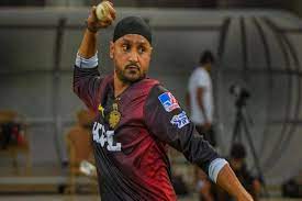 For srh, kane williamson finally gets a game while kedar jadhav makes debut for the orange army. Ipl 2021 Srh Vs Kkr Kedar Jadhav Harbhajan Singh Likely To Be In Playing Xi For New Franchises