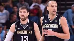 La cultura de argentina está marcada por el carácter multiétnico y multicultural de su población, el fuerte sincretismo de sus formas de expresión y una positiva valoración del progreso y la modernidad, en la que se conjugan, no sin conflictos, muchas identidades étnicas y un sentido de pertenencia a las culturas europeas y latinoamericanas, con algunos aportes asiáticos y africanos. Quinteto Historico De La Seleccion Argentina De Basket As Argentina