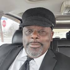 Jim Cap's Instagram, Twitter & Facebook