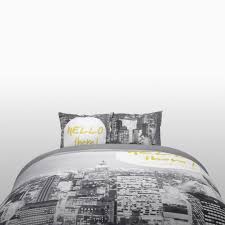 Parure De Lit Gris Hello There Housse De Couette 2 Taies D Oreiller En Coton 200x200cm 65x65cm Tex Home La Parure De Lit A Prix Carrefour