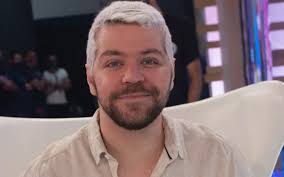 Victor Sarro estrela primeiro espetáculo pós-quarentena em Brasília