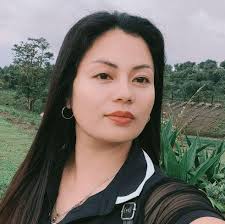 Isang dakilang Ina, magaling na singer, at mahusay na komedyante ang  namaalam kaninang umaga. :( Rest in Peace po mrs Elizabeth Ramsey Panuorin  po ang video , isa sa mga huling ngiti