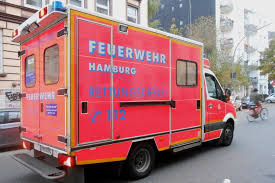 Finde hier ähnliche nachrichten, die zu deiner suche passen. Kieler Strasse 8 Jahrige Von Auto Erfasst Eimsbutteler Nachrichten