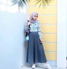 Atasan utk rok prisket warna dusty pink : Bukan Hitam Ini 8 Pilihan Warna Rok Plisket Yang Sama Netralnya