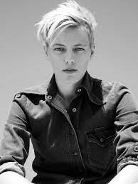 Beyond Ruby Rose 4 Female Models Pushing The Borders Of Androgyny Androgynous Models Androgynous Androgyny