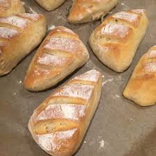 Hallo Ihr Lieben Eines Meiner Lieblingsbrotchen Sind Die Guten Alten Quarkbrotchen Und Da Das Rez Brot Selber Backen Brot Backen Rezept Einfach Quarkbrotchen
