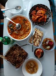 Resep masakan korea jjampojng 33 resep jjampong enak dan sederhana ala rumahan cookpad daging sapi biasanya diolah menjadi masakan khas indonesia yang kaya akan bumbu dan rempah seperti inokuwif mona. Stephany Josephine On Twitter Gara Gara Lg Nonton It S Okay To Not Be Okay Jd Kepengen Makanan Korea Mulu Kmrn Psn Jjampong Yg Sang Tae Gang Tae Suka Yg Kuah Oranye Itu Jajangmyeon
