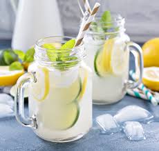 Penjualan setiap hari mencapai 50 gelas. Tak Hanya Untuk Meneguk Minuman 10 Koleksi Gelas Jar Ini Juga Punya Beragam Fungsi Lain Lho