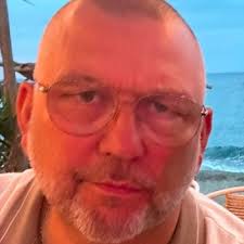 J'ai le plaisir de vous annoncer que je commence un nouveau poste de…