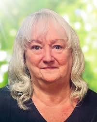 Patricia Gledhill's Instagram, Twitter & Facebook