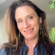 I'm thrilled to share that in July, I started a new job at Lyndhurst.