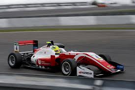 Как устроен гоночный болид формулы 3 (formel 3)?ravenol russland. Formel 3 Em Vierter Saisonsieg Fur Mick Schumacher
