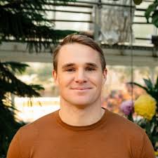 HIRING ANNOUNCEMENT FOR FOUNDING SALES ROLE For 12 months, I refused to  hire a salesperson. My philosophy: founders should sell until they  physically can't anymore. That day has arrived. My…