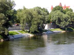 Rooms at hotel haus am see provide a flat screen tv, and guests can stay connected with free wifi. Donauufer Am Altstadtrand Ingolstadt Wolfgang Weinzierl