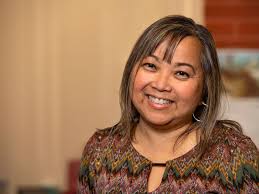 Jenny Saligumba-Graham receives 2022 Crimson Spirit Recognition