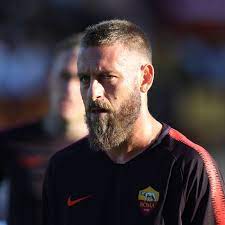 Portia de rossi accuses steven seagal of sexual misconduct. Daniele De Rossi Forced Out By Roma Chiesa Di Totti