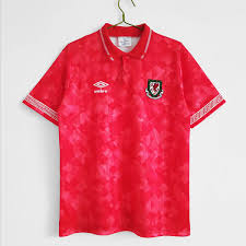 2020 2021 wales soccer shorts 20 21 football pants bale james maillot de foot ramsey red home camisetas de foot allen davies wilson, black;red. Retro Wales Home Football Shirt 92 Soccerlord