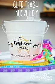 Create your own custom art featuring your favorite pooch! Cute Trash Can Diy Craft Room Decor Fleece Fun