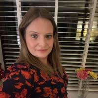 90+ "Vicky Lindsay" profiles