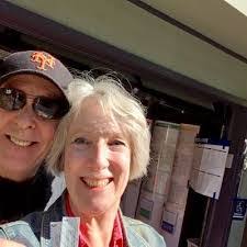 Joanna Ramey's Instagram, Twitter & Facebook