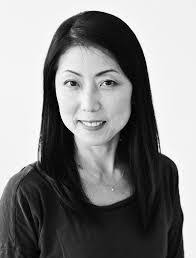 Mari Drake's Instagram, Twitter & Facebook