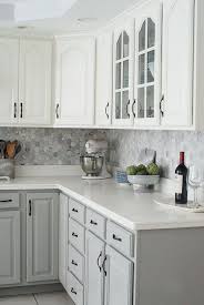 27 Inspiring Farmhouse Kitchen Cabinets Makeover Ideas Farmhousekitchencabinets Farmhou New Kitchen Cabinets Kitchen Cabinets Decor Kitchen Cabinets Makeover