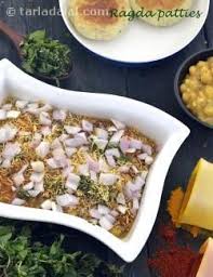 Ragda Patties Chaat Ragda Pattice Recipe Indian Snack Recipes Chaat Recipes