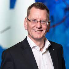 Login screen appears upon successful login. Jens Ripke Vorstand Vr Bank In Sudniedersachsen Eg Xing