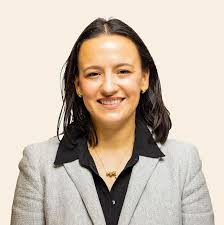 Gabrielle Ramos's Instagram, Twitter & Facebook