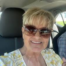 Looking for professional wedding cake bakers in the Woodward area for May  2026. Idea please. Will be a large wedding and Woods would like to be able  to taste sample and see