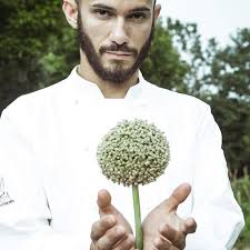 I giovani cuochi e il ritorno in scena, tra speranze e interrogativi