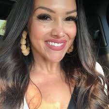 Melina Valencia's Instagram, Twitter & Facebook