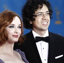 She has been nominated for four emmy awards for her work on mad men. Mad Men Sexsymbol Wie Die Kurvige Hendricks Allen Die Schau Stiehlt Welt