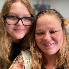 Mindy Mullins in people