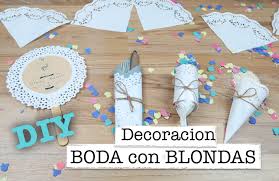 Quizás algunas de ustedes son muy jóvenes… pero en mi infancia había una actividad que amaba: Decorar Con Blondas De Papel Manualidades