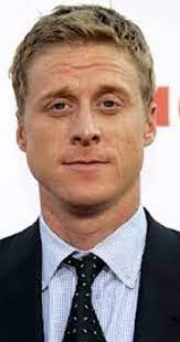 Alan wray tudyk (born march 16, 1971) is an american actor known for his roles as simon in the british comedy death at a funeral, as steve the pirate in dodgeball: Alan Tudyk Imdb