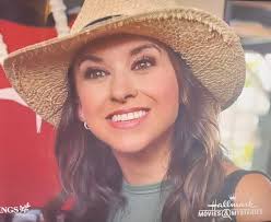 Absolutely Gorgeous Lacey Chabert