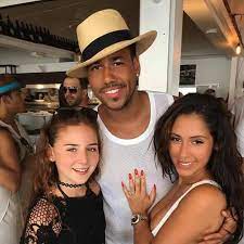 Romeo santos estrena el 25 de junio su documental; Facebook