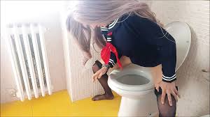 Meeting The Toilet - Voyeur Caught Action