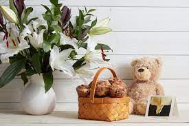 There are two approaches a christian can take to comfort those who have lost a loved one. Tips On Giving A Sympathy Gift To A Grieving Friend