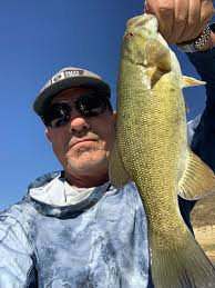 I've made a drop shot rig specifically for pike, and as some anglers asked  about the setup, I put together a little rig video